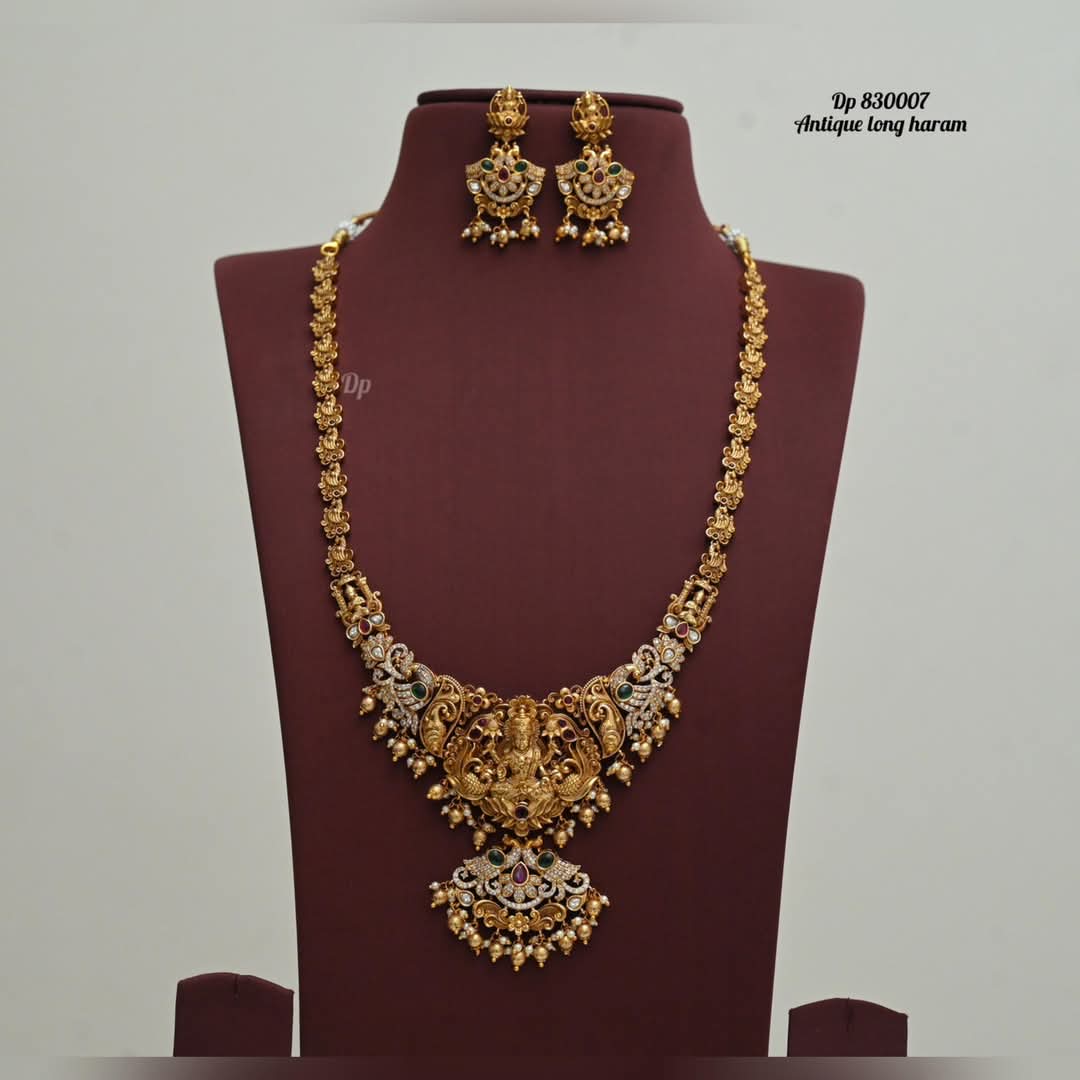 Festive Spark Golden Shine Work Necklace Set