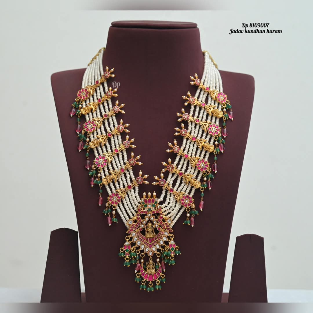 Bridal Grand Gold Necklace Set