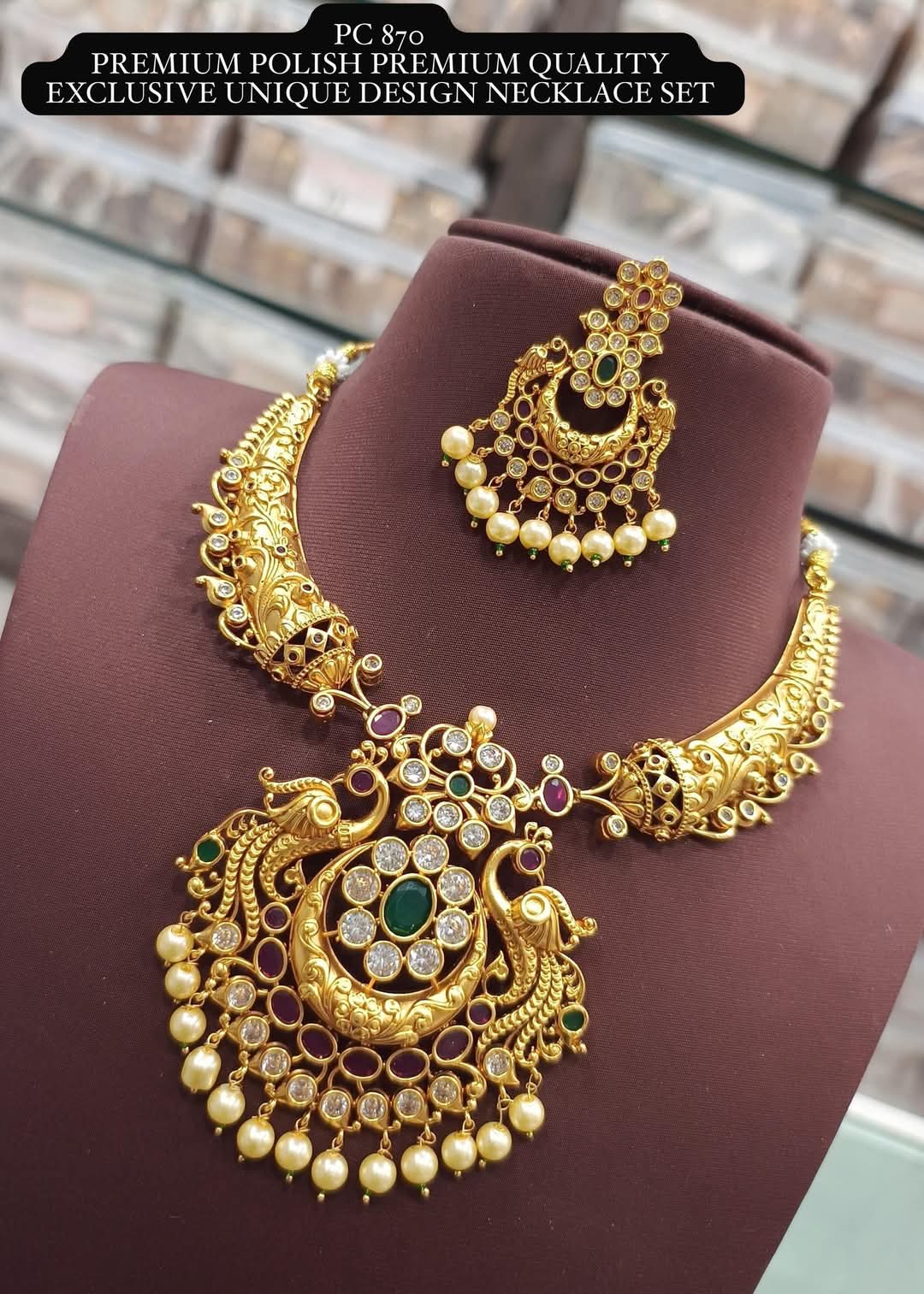 Divya Golden Green kemp Necklace Set
