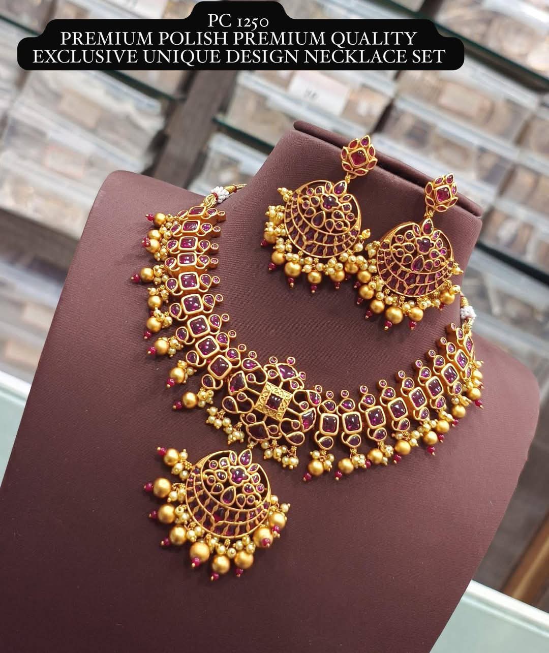 Kemp and Gold Plated Necklace Set